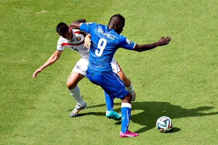 Brute pech voor Balotelli: geblesseerd bij terugkeer in de nationale ploeg