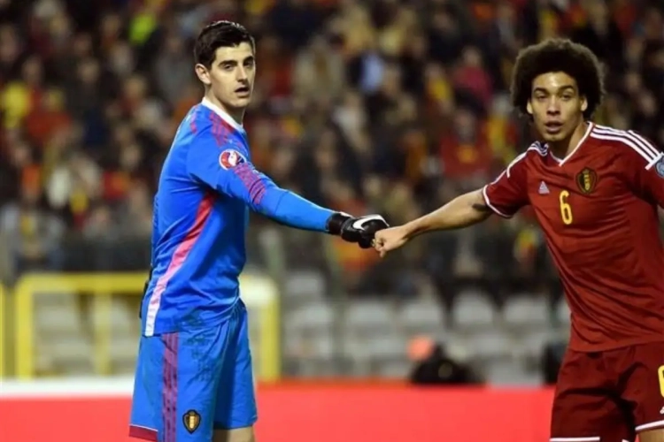 Pech voor Witsel: hoogzwangere vrouw zou dinsdag moeten bevallen