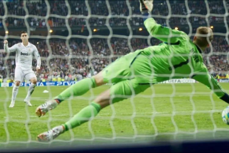 VIDEO: De meevoetballende doelman 2.0