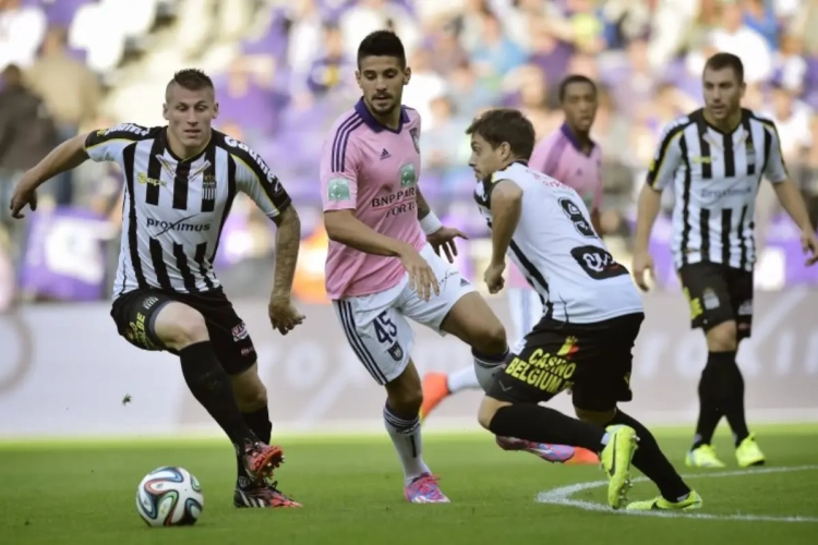 Anderlecht, Club Brugge, Gent en Lokeren stomen door