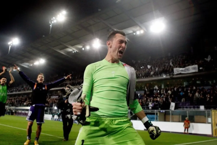 Proto: "In Vlaanderen denkt men dat ik één of andere zot ben"