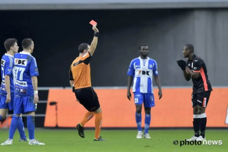 Soetaers: "Er moet iemand zeggen tegen Enoh dat dit punten kost, ook al mag het in Afrika"