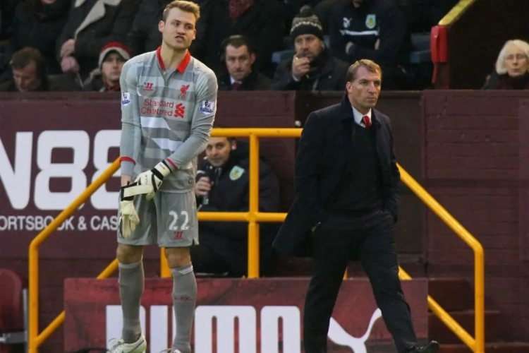 Liverpool-coach verwacht dat Mignolet kans grijpt: "Maar ik moet me niet bewijzen"