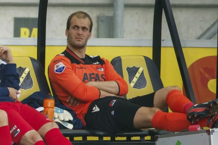 Belgische goalie wil weg uit Nederland: "Laat de clubs maar bellen"