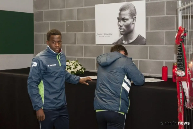 Exact twee jaar geleden stierf Junior Malanda, maar de voetbalwereld is hem nog lang niet vergeten