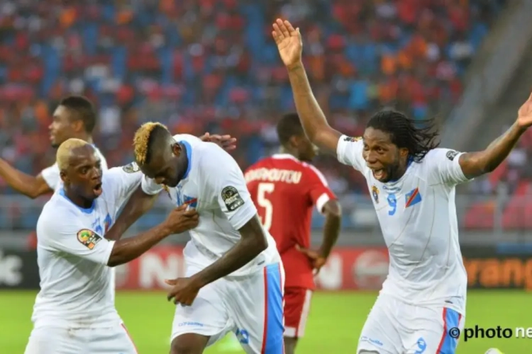 Mbokani speelt nooit meer voor zijn thuisland Congo na ruzie over aanslagen