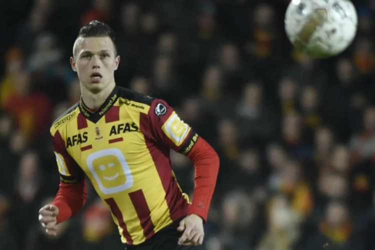 OFFICIEEL: Naessens gaat Antwerp aan de titel helpen: "Ik kijk ernaar uit om in een kolkende Bosuil te scoren"