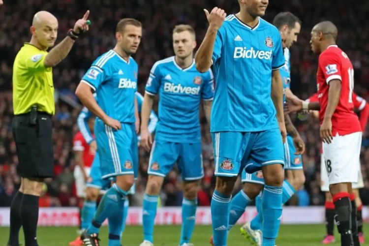 Ref die verkeerde man van het veld stuurde: "Nee, het was wél de juiste"