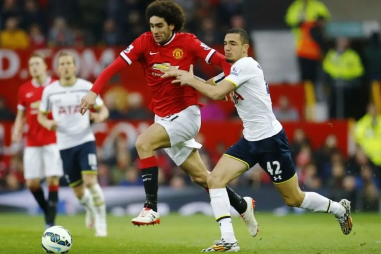 Van Gaal geeft tekst en uitleg: "Daarom is Fellaini zo belangrijk voor de ploeg"