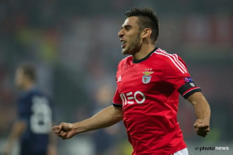 Hoe passeer je een tegenstander? Met deze geniale beweging!