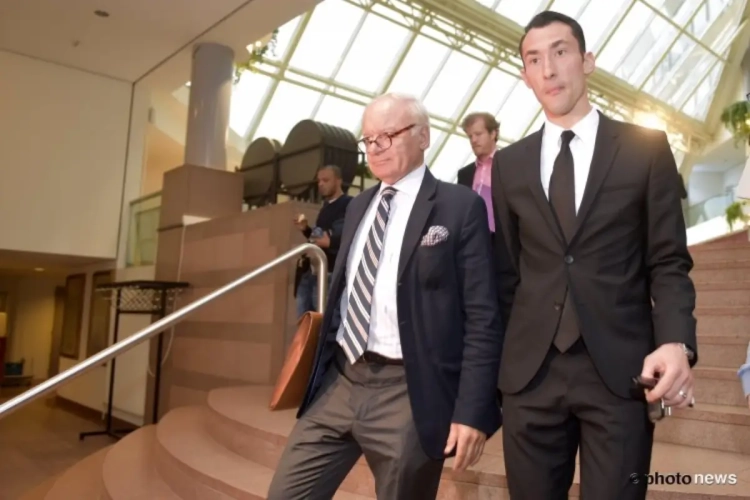 Spreutels, clubadvocaat die door Coucke bedankt werd voor bewezen diensten, reageert: "Weet hij wel wat zijn beslissingen teweeg brengen?"