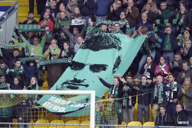 VIDEO: Fans van Lokeren en Cercle eren Mertens met kippenvelmoment