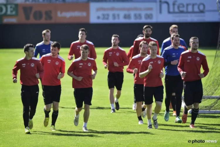 Vanderhaeghe reageert op protest: "Als fans blijven roepen, dan houdt het op voor mij"