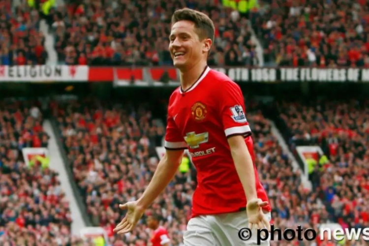 Arsenal houdt plek drie vast na lucky goal bij debuut Valdés