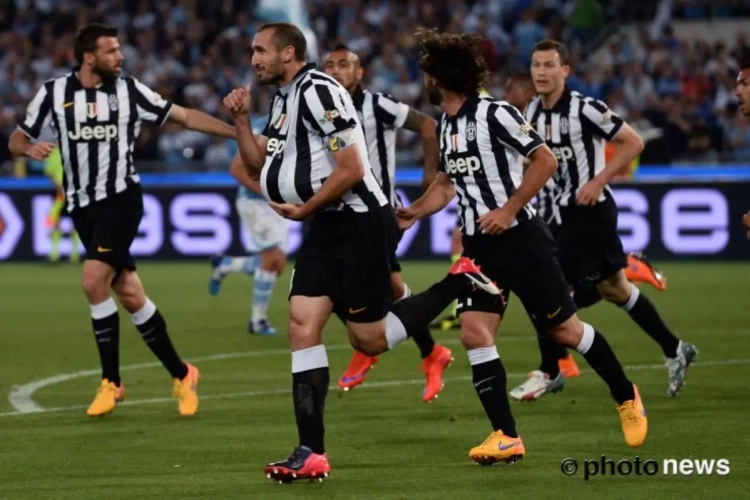 Ook Mertens kan de Oude Dame niets in de weg leggen