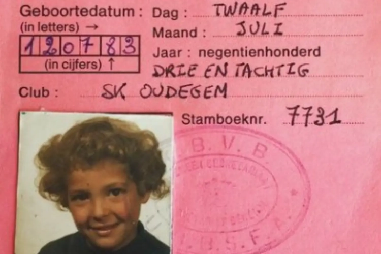 FOTO: Herkent u deze Lokeren-sterkhouder in zijn jonge jaren?