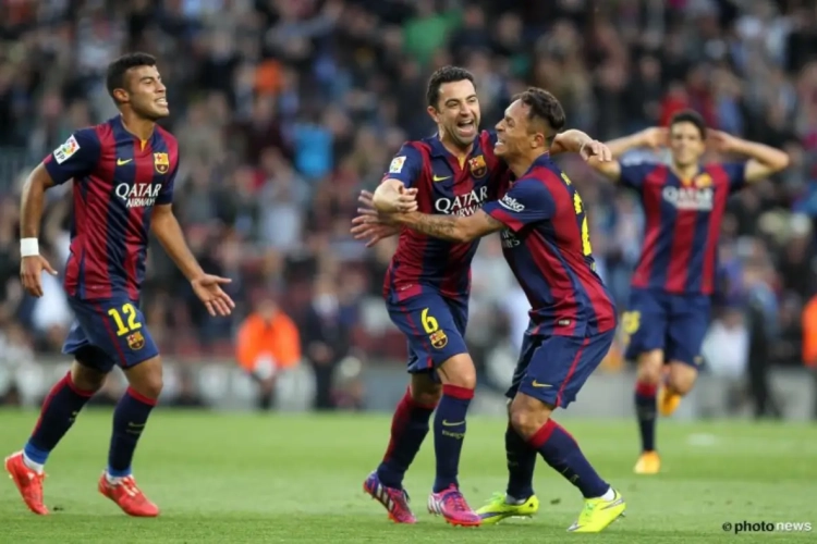 Barcelona eert vertrekkende Xavi met prachtige compilatie