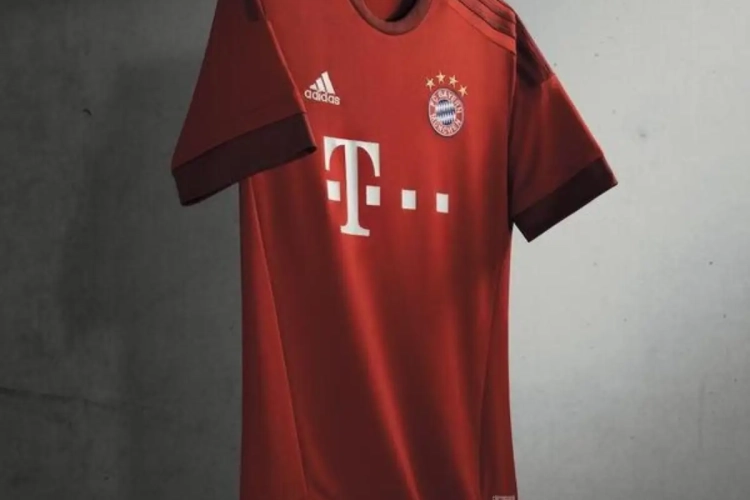 Alternatieve straf: shirt aartsrivaal kopen of celstraf