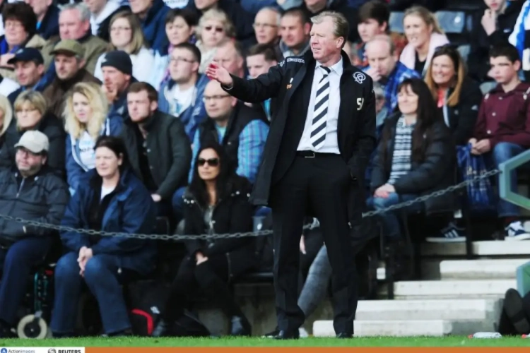 Na aanstelling Erik ten Hag: 'voormalig Engels bondscoach in beeld als assistent bij Manchester United'