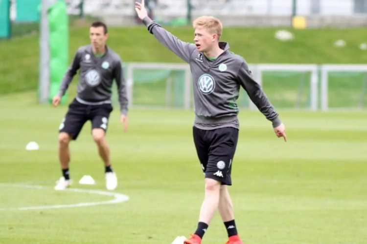 Wolfsburg-manager is niet meer zo zeker over De Bruyne: "Kan verkoop niet uitsluiten"