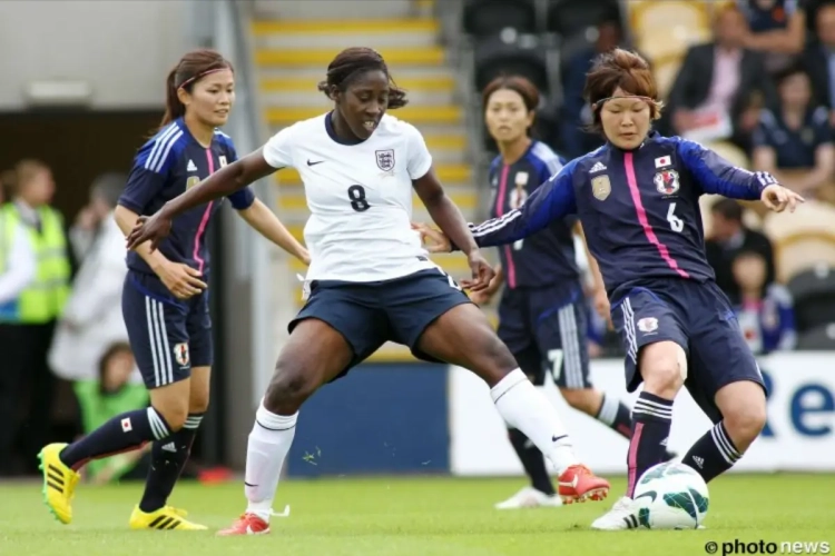 Video: Japanse vrouwen maken je helemaal zeeziek met deze viering