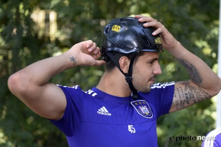 Dit is de reden waarom de transfer van 'Mitro' nog helemaal niet rond is