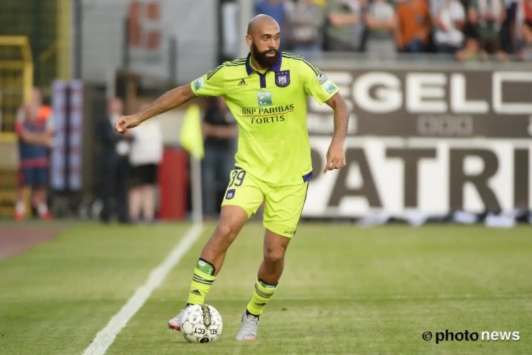 Vanden Borre trekt opnieuw paars-wit shirt aan