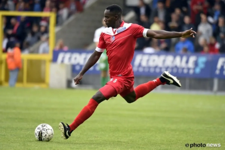 Moeskroen verspeelde zege tegen 10 man van Waasland-Beveren: "Sommigen dachten dat de buit binnen was"