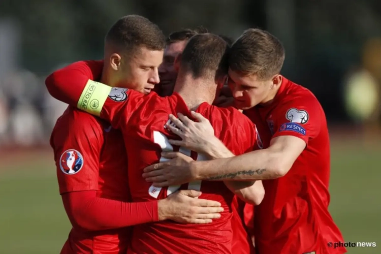 Destination Paris, groep E: Rooney hijst zich naast Sir Bobby, Zwitserland ternauwernood