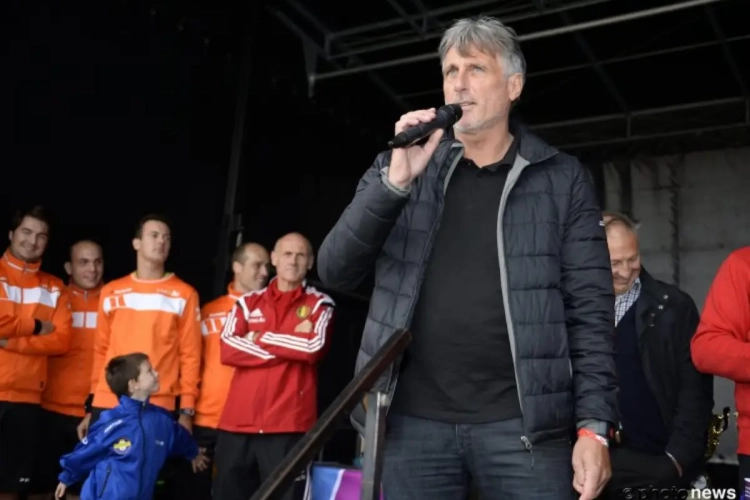 Opvallende primeur: Mechelen-icoon belt live tijdens podcast naar Nederlandse nationale ploeg en dat levert nieuws op