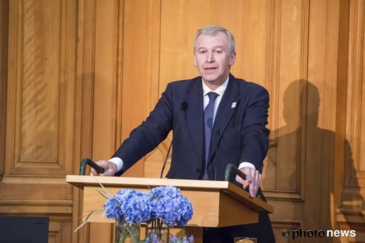 Ex-premier Leterme over zijn clash met Manchester City: "City heeft ons voortdurend proberen kortwieken en dwarsbomen"