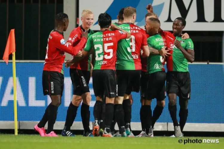 Meer dan 1.000 fans in de tribune in Nederlandse tweede klasse