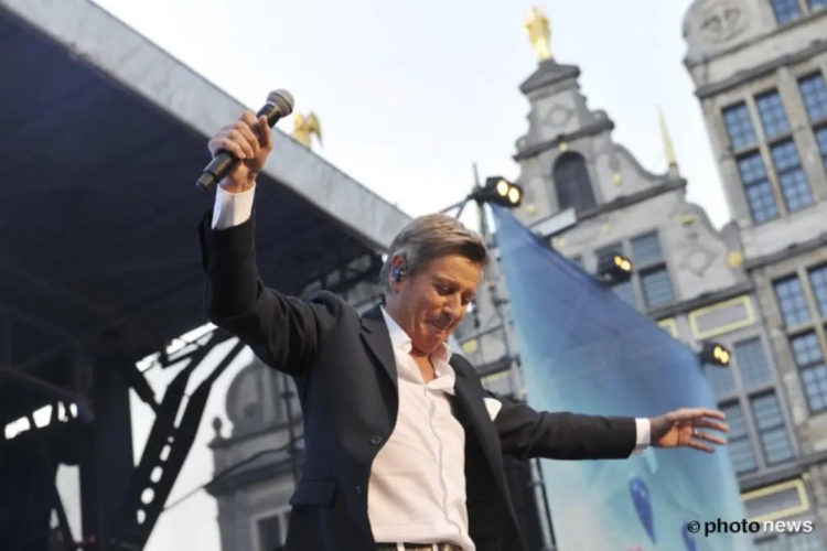 'Laat de zon in je hart' verovert de Bosuil, Willy Sommers trots: "Het is een echte voetbalhymne geworden"