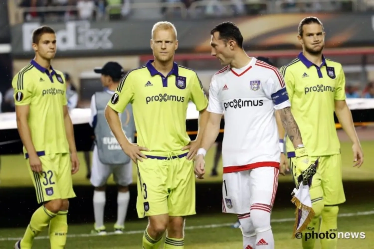 Gillet countert de fans: "Vergeet niet wat Proto, Deschacht en ik al voor Anderlecht betekend hebben"