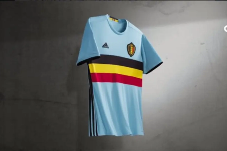 Adidas heeft het nieuwe uitshirt van de Rode Duivels nu ook officieel voorgesteld!