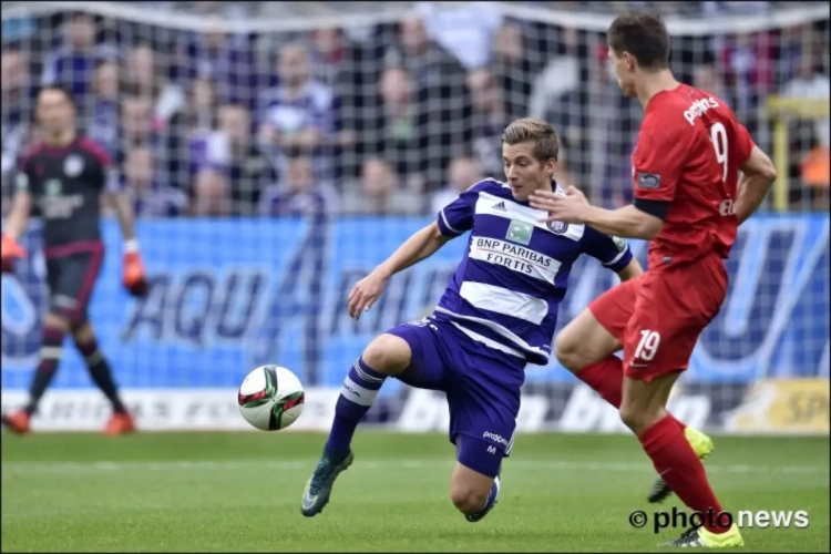 Hasi spreekt zich uit over mogelijke transfers van zijn spelers