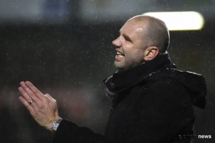 Peeters legt focus op competitie: "Wat ben je met de bekerwinst als je degradeert naar tweede klasse?"