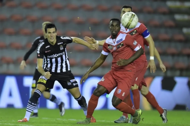 Charleroi maakt duel van zaterdag tegen Genk razend interessant