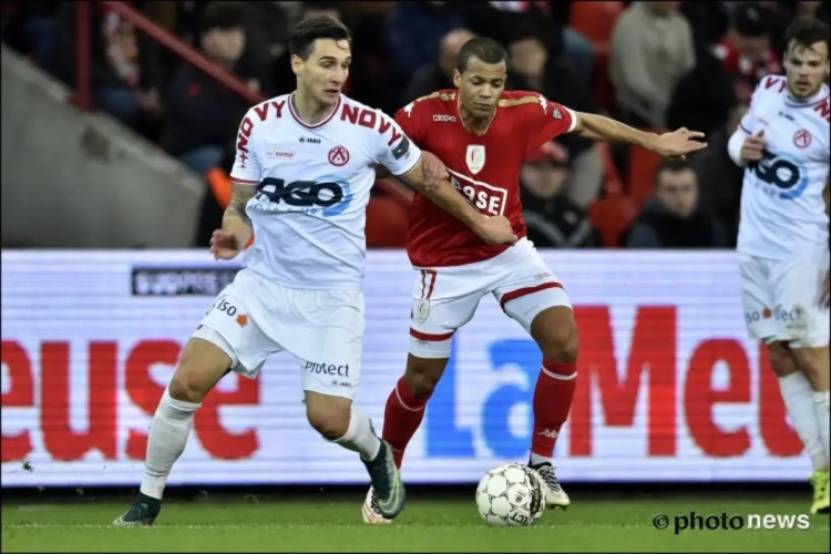 Oostende heeft beet en haalt sterkhouder weg bij KV Kortrijk