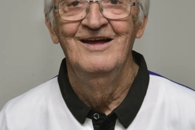 Een 'nieuwe' naam en geluksbrenger op de bank bij Beerschot