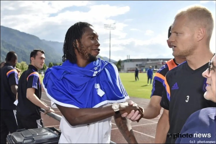 'Gewezen Gouden Schoen wil terugkomen naar België: Anderlecht, Standard én Club Brugge geïnteresseerd?'