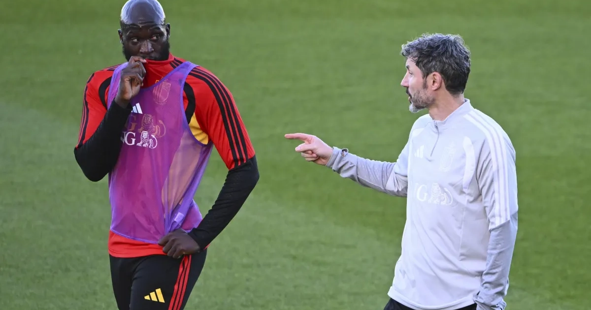 Van Bommel dismisses Romelu Lukaku bench speculation ahead of Turkey