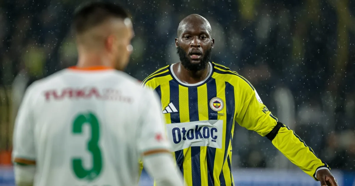 Fenerbahçe Coach Ismail Kartal Resigns After Galatasaray Derby Defeat