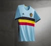 Adidas heeft het nieuwe uitshirt van de Rode Duivels nu ook officieel voorgesteld!