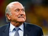 Blatter aangevallen met rookbommen in Zwitserland