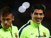 VIDEO: Hommeles op Barça-training! Misnoegde Suarez geeft Neymar ferme por