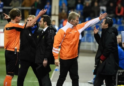 Grensrechter aangeslagen na spookdoelpunt: "En ik zat goed in de wedstrijd"