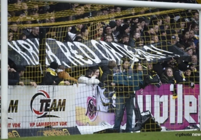Lokerenfans lachen met tifoverbod: "Opgepast, tifo-gevaar!"