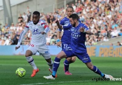 Het blijft spannend in Frankrijk: Lyon neemt leiding over van PSG