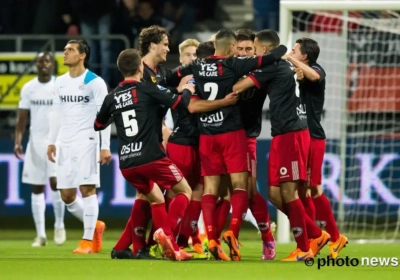 Overzicht Eredivisie: Kersvers landskampioen wint, Heracles zeker van behoud